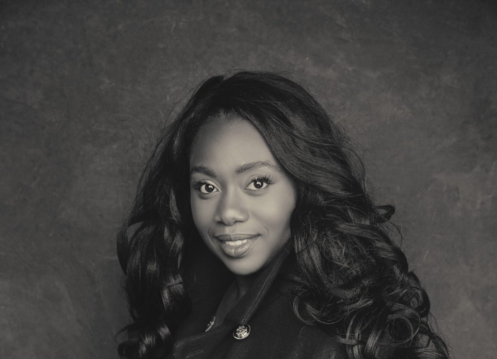 Lauren Akosia